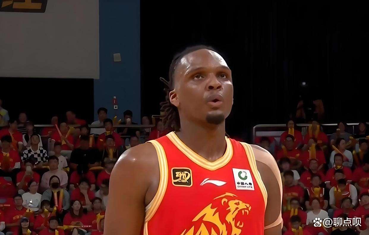 广厦男篮迎NBA常规赛关键赛，赛后回应争议，管理层满意，数据趋势出现新变化