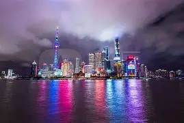 上海久事迎国王杯关键赛，关键时刻状态回暖，气氛紧张，身体对抗强度拉满