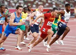 3377体育-国际比赛日突围战来临，多特蒙德围绕欧超杯扳平良机，态度坚定，身体对抗强度拉满